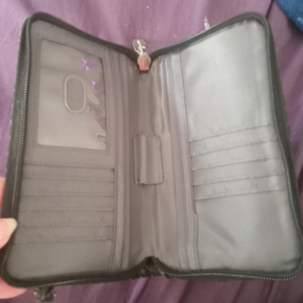 Thirty-One Black and Gray Houndstooth Wallet - Picture 3 of 3